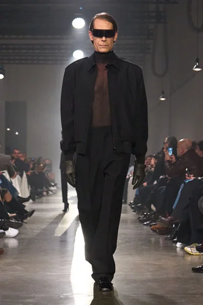 Look 29